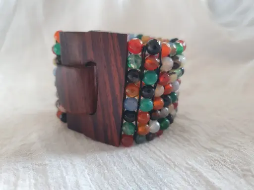 Bracelet 8 rangs multicouleurs avec fermoir bois